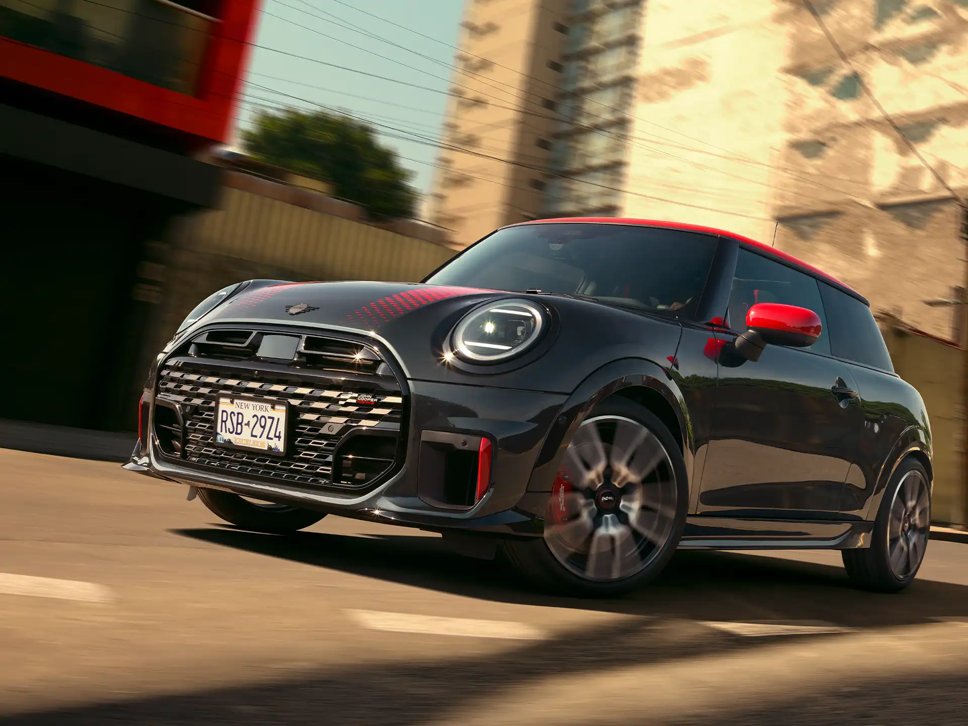 MINI John Cooper Works – F66 JCW Seitenansicht